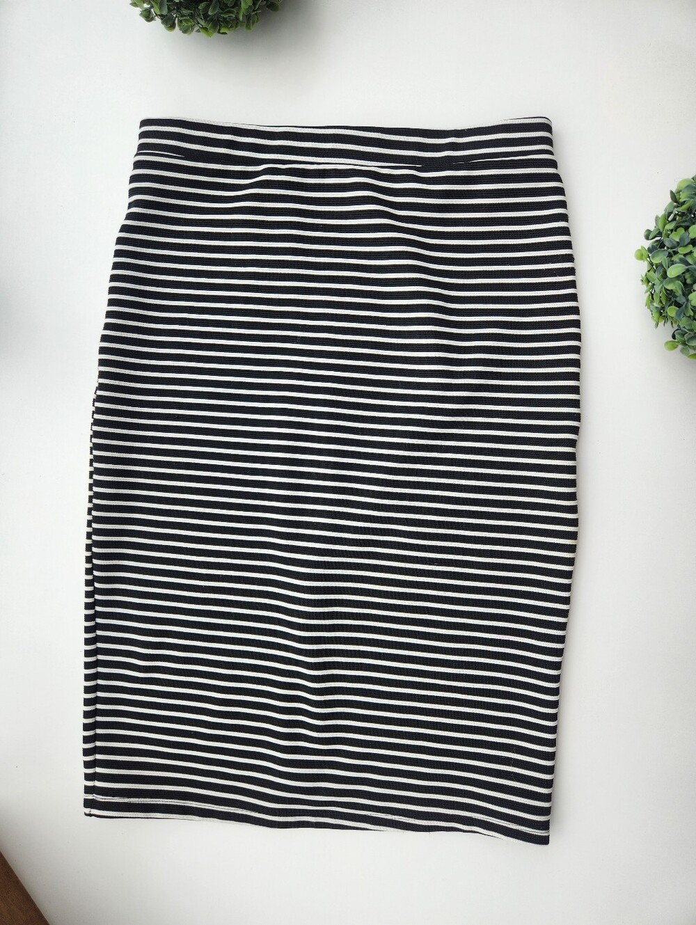 Hight Waist Medium Skirt